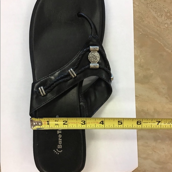 [Bare Traps] Braided Leather Sandals with Charm- (Size 11) - Picture 7 of 12